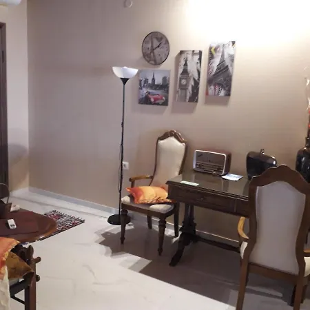 Panorama Apartment *